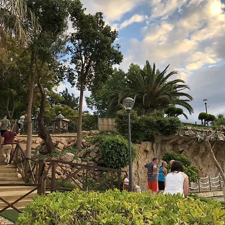 מלון דירות Ondamar 4*