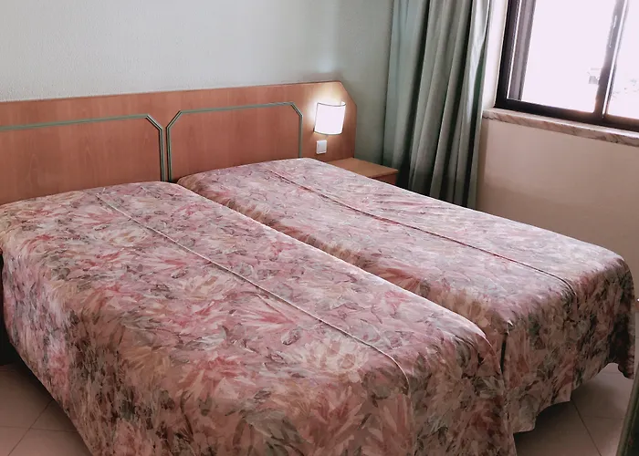 Ondamar Αλμπουφέιρα